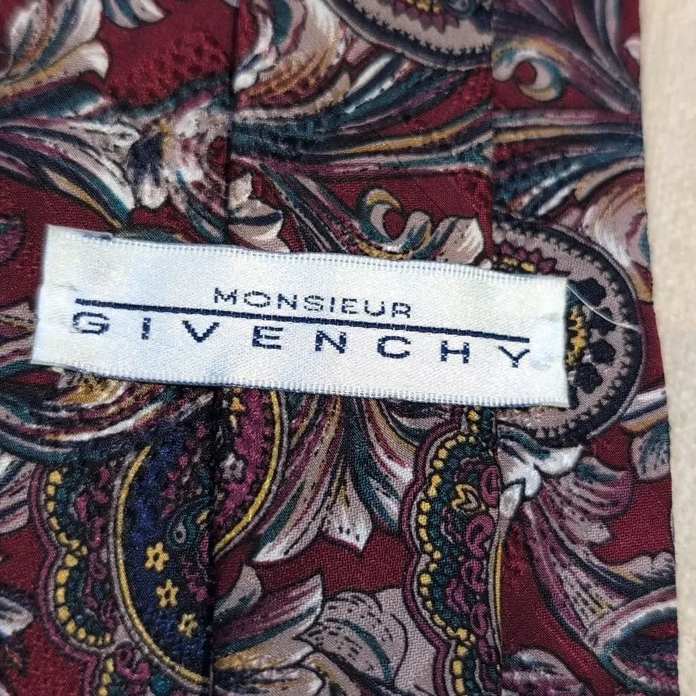 Elegant Givenchy 100% Silk Paisley Men's Necktie Made in USA